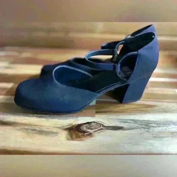 Vintage 90’s y2k Mootsie tootsie chunky square toe block heels Sz.7 GUC. - Picture 4 of 7